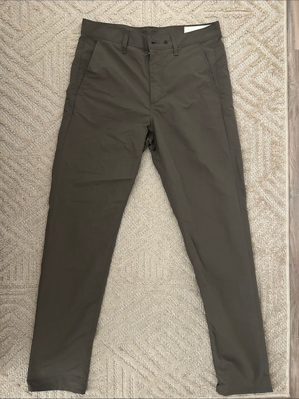 Rag & Bone Men's Dark Grey Stretch Nylon and Cotton Pants